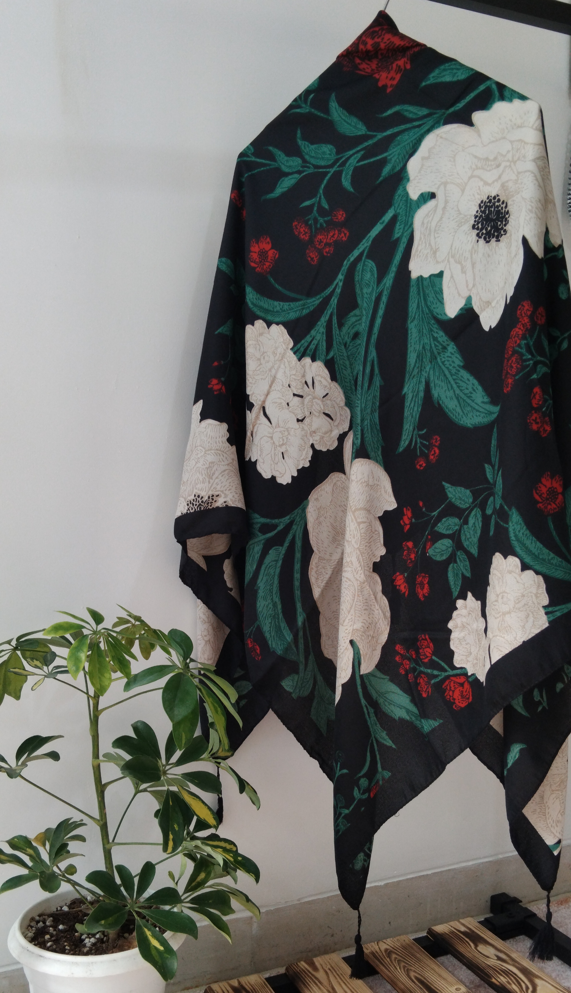 روسری سیا اسکارف(مشکی سبز)