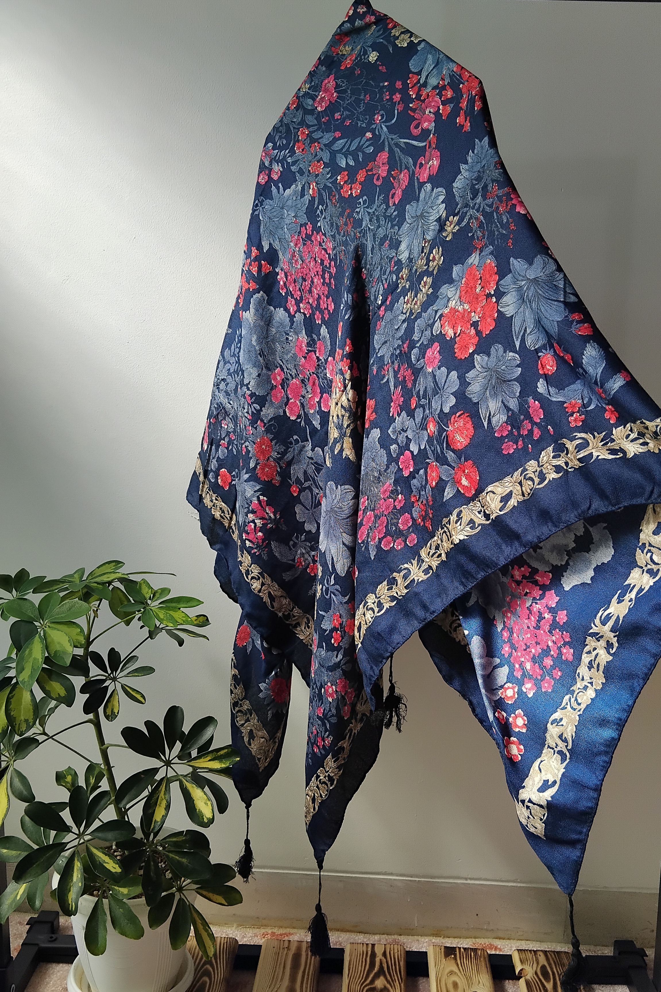 روسری سیااسکارف سرمه ای