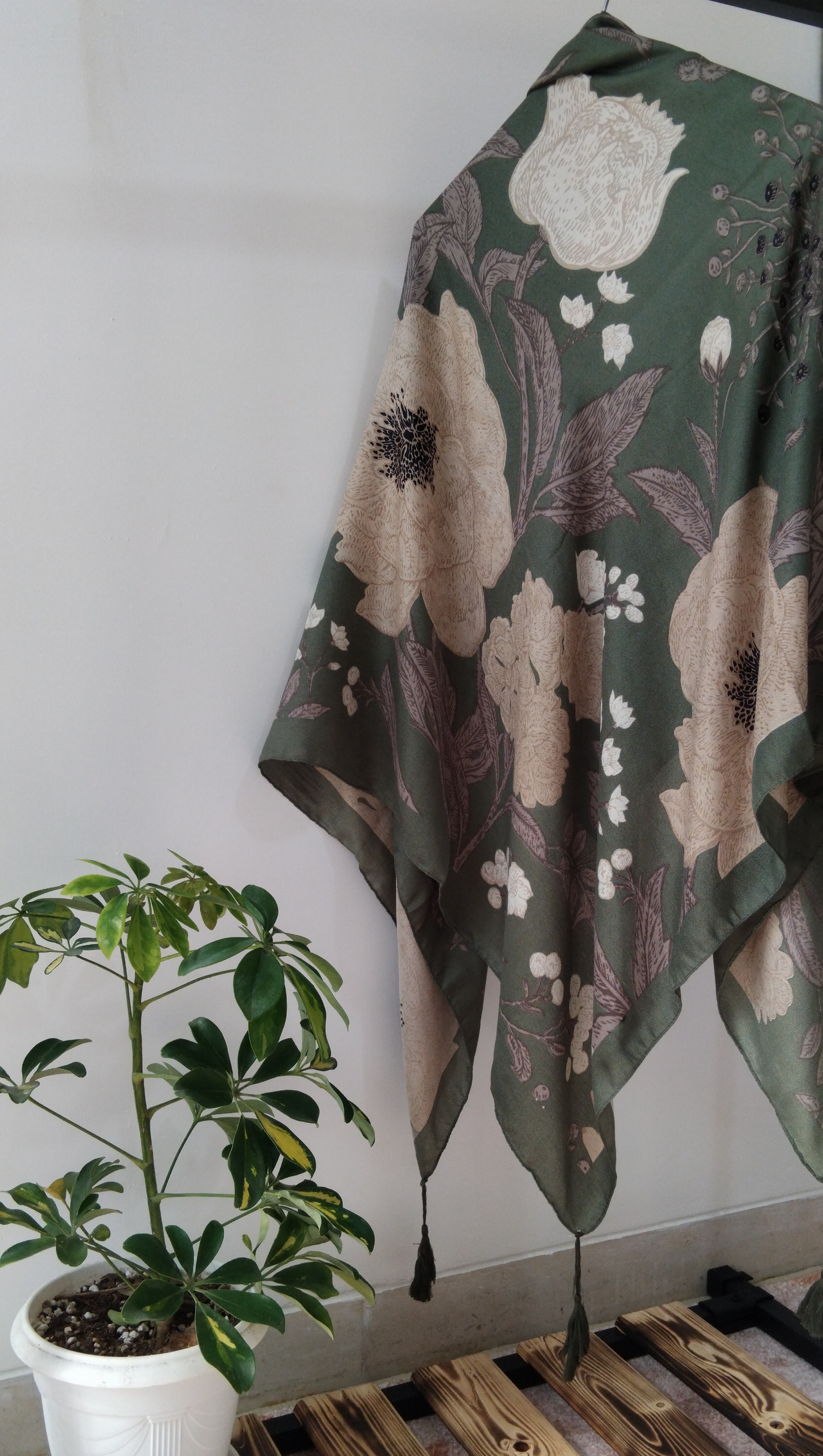 روسری سیا اسکارف(سبز کرم)