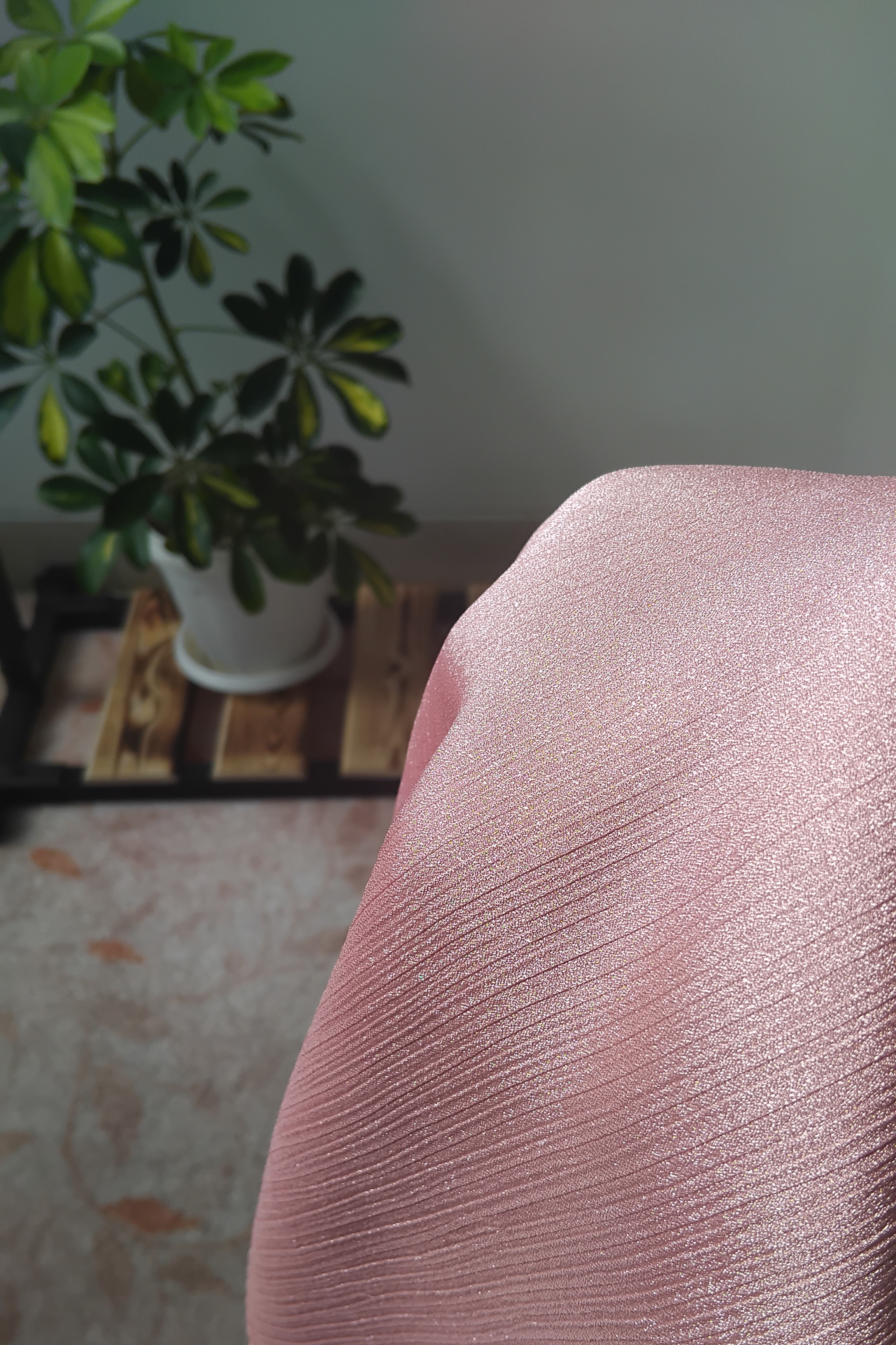 روسری کریستال صورتی کمرنگ